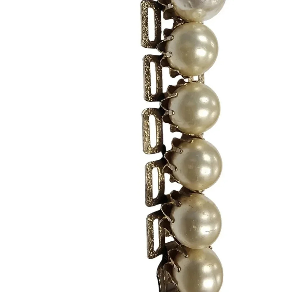 Vintage Faux Pearl Beaded Link Bangle Bracelet Gold Tone Box Clasp - Picture 2 of 5